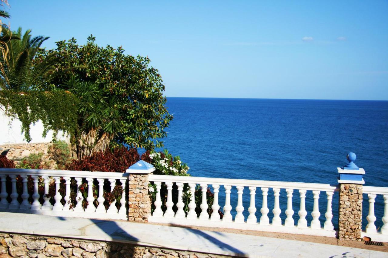 Verdemar Apartment With Sea View And Garden نيرخا المظهر الخارجي الصورة